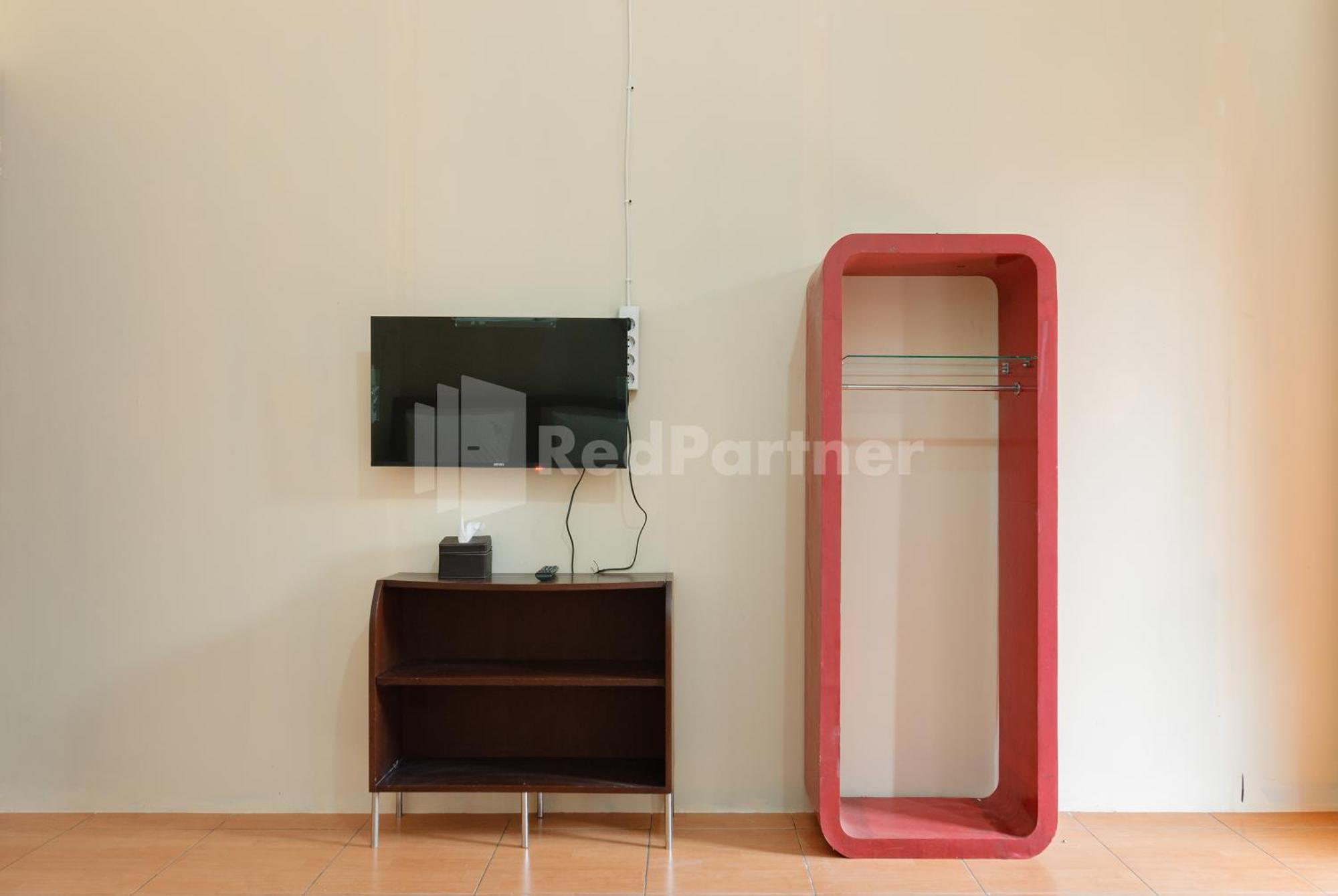 Sr Residence Near Mall Ciputra Cibubur Mitra Reddoorz Бекаси Экстерьер фото