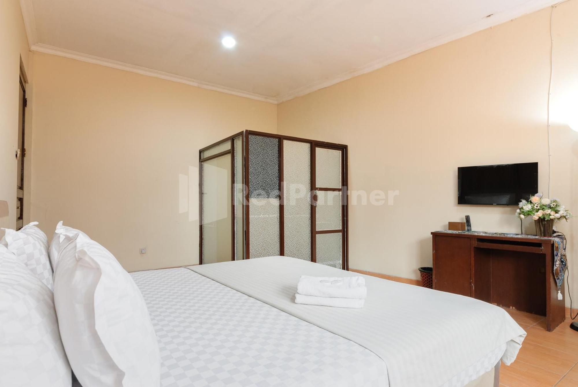 Sr Residence Near Mall Ciputra Cibubur Mitra Reddoorz Бекаси Экстерьер фото